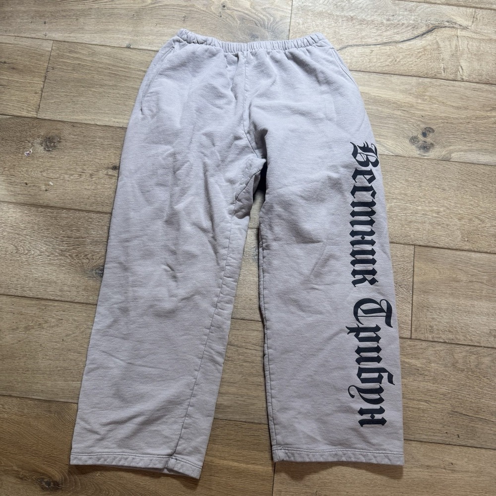 Black Dogs Gothic Print Wide Leg Fleece Sweatpants Gray Unisex No Tags